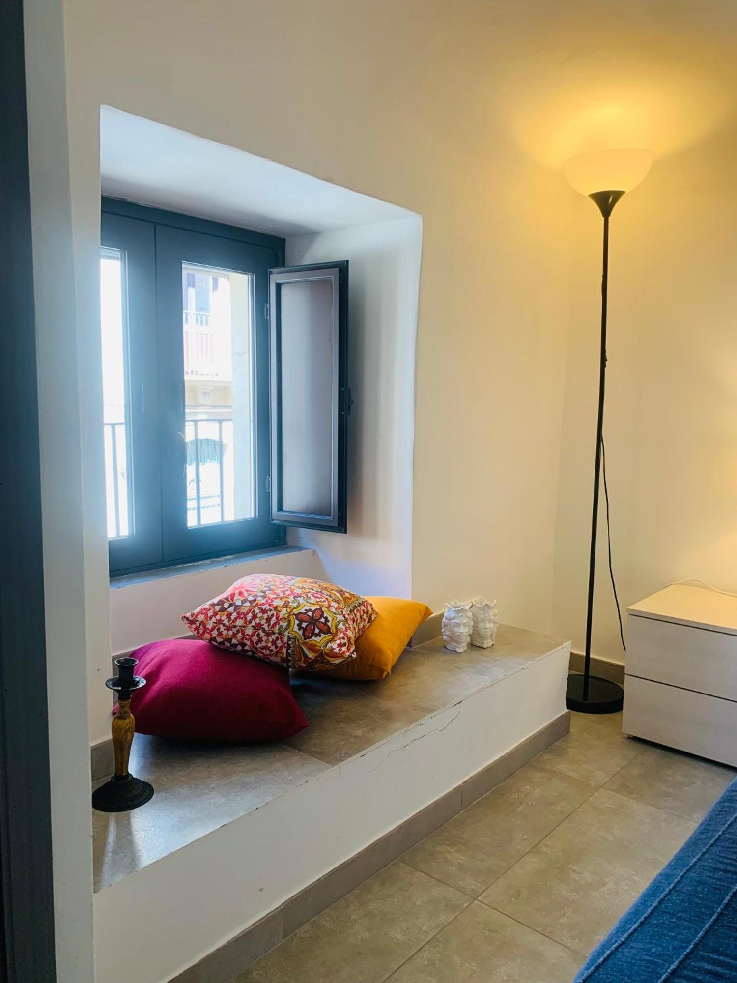 Center Living Apartment Catania Exterior photo